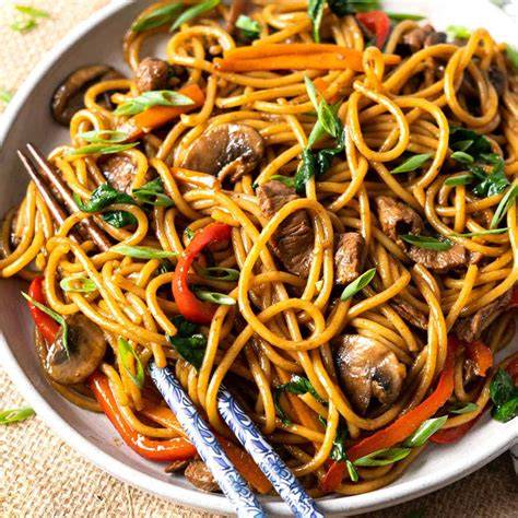 Cooking+Lo+Mein+Noodles