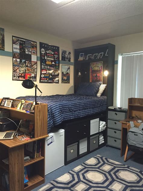 80 admirable dorm room you can saving space storage ideas 34 in 2020
