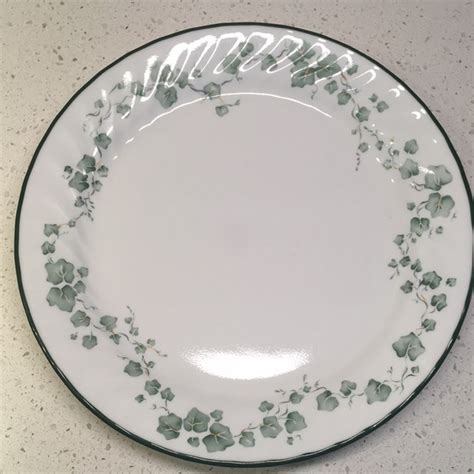 Corelle Callaway Ivy Pattern