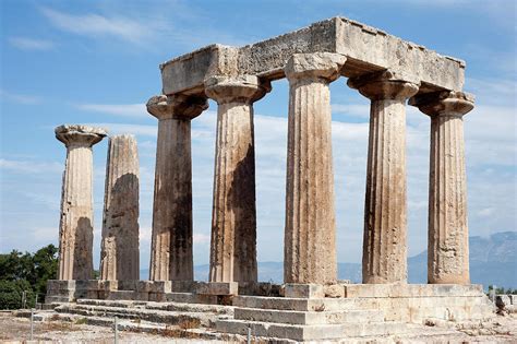 Corinth from Athens Tour: Is the Private Minibus Worth It?
