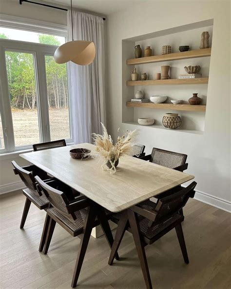 Corner shelves for dining table
