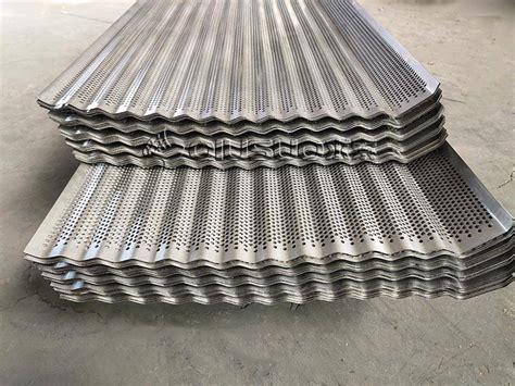 Corrugated plates