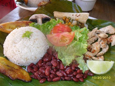 Costa Rican lunch