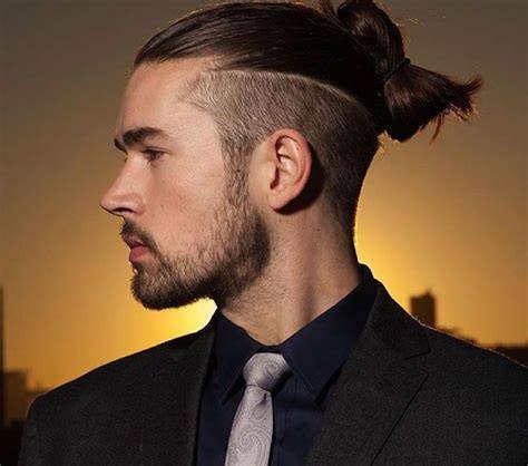 Coupe Cheveux Long Homme Chignon
