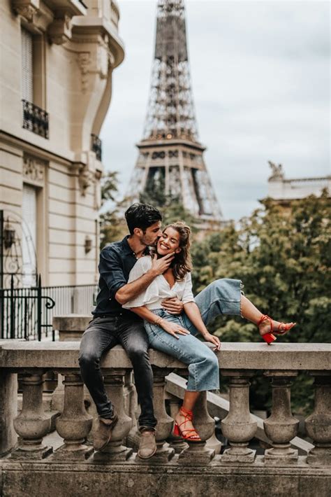 Couple Photoshoot Paris