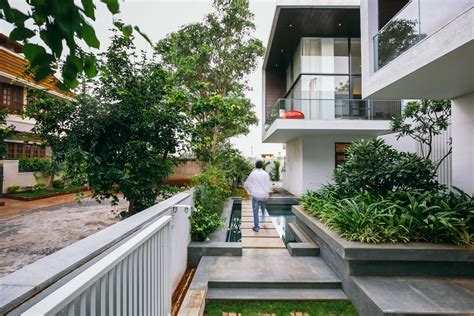 Courtyard House / Abin Design Studio ArchDaily