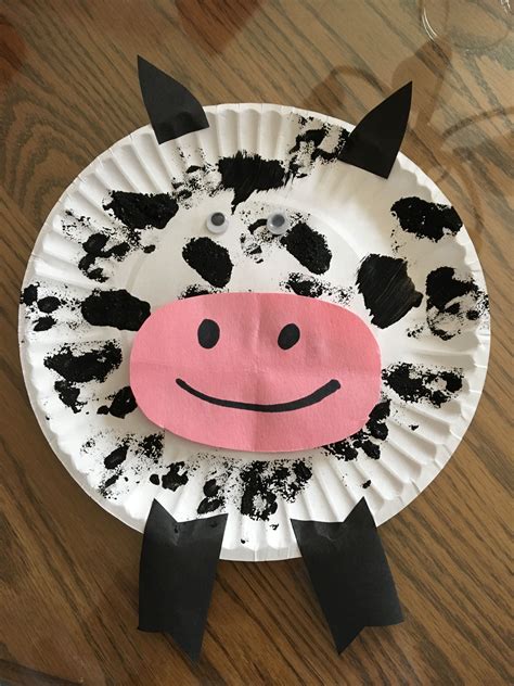 How to Make a Simple Paper Plate Cow Craft for Kids