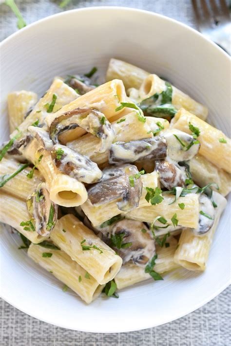 Creamy Mushroom Pasta