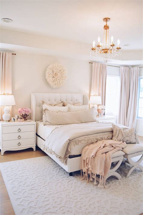 Traditional and Romantic Master Bedroom Ideas Elegant