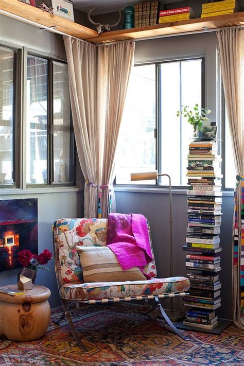 15+ Reading Nooks Perfect For When You Need To Escape This World