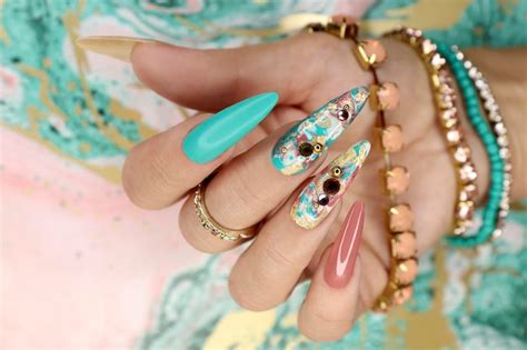 Creative Color Manicure Rhinestones On