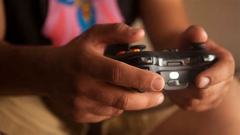 Creativity and Problem-Solving in Offline Gaming