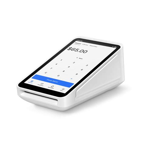 A close up of a credit card terminal asking to choose currency