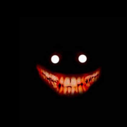 Creepy Smile - Roblox