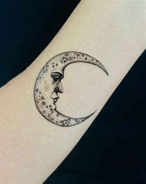 Crescent Moon Tattoo Ideas