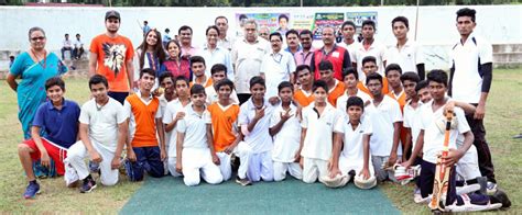 cricket 13 | Some shots of a local cricket game at Henwick S… | Flickr