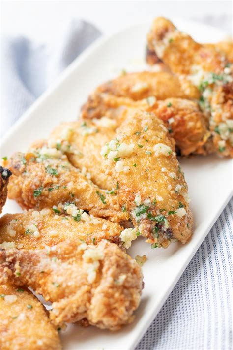Crispy Garlic Parmesan Chicken Wings Recipe