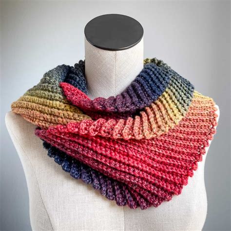 Crochet A Infinity Scarf