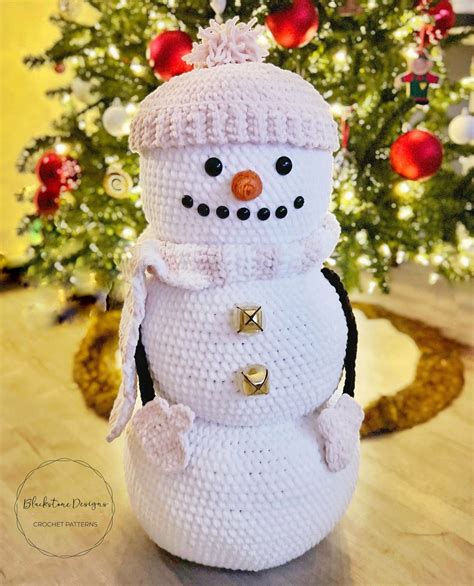 Crochet A Snowman