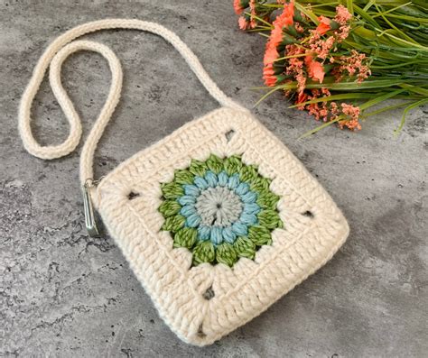 Crochet Granny Square Purse Pattern
