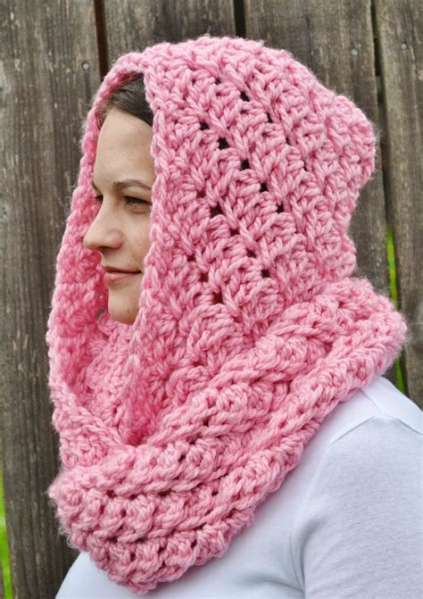 Crochet Hat With Scarf