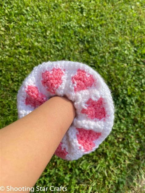 Crochet Heart Scrunchie Pattern