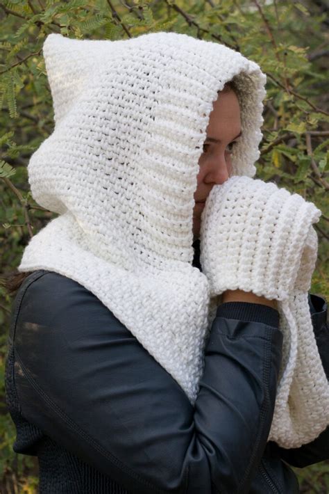 Crochet Hood With Scarf