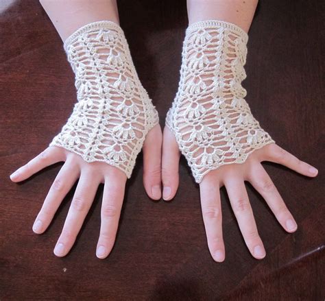 Crochet Lace Gloves