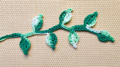 Crochet Leaf Chain