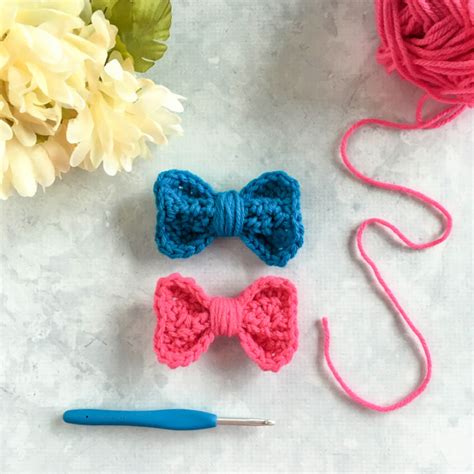 Crochet Mini Bow