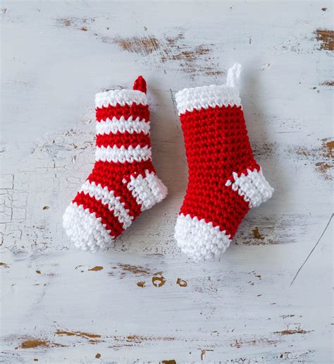 Crochet Mini Christmas Stocking Pattern Free