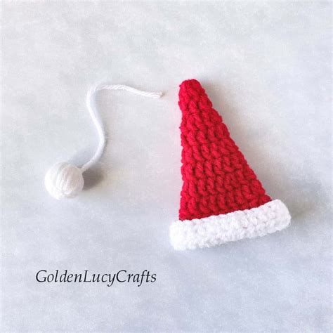 Crochet Mini Santa Hat