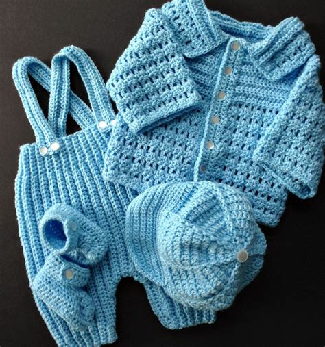 Crochet Newborn Clothes