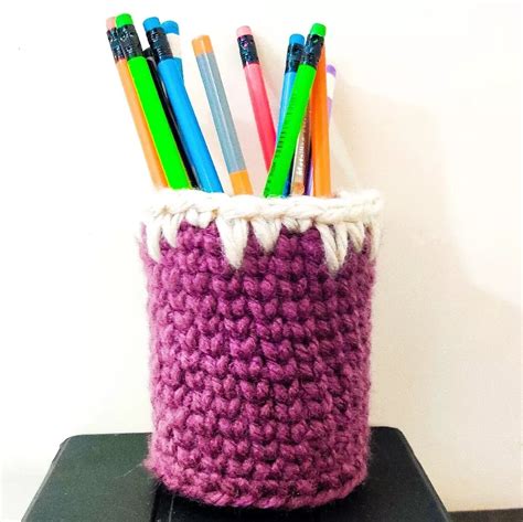 Crochet Pen Holder