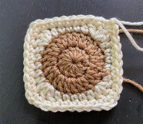 Crochet Round Granny Square