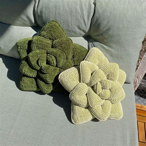 Crochet Succulent Pillow