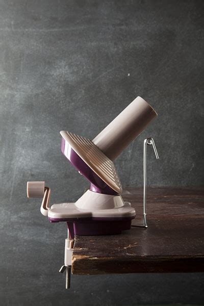 Crochet Yarn Winder