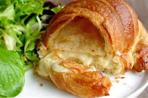 Croissants au fromage