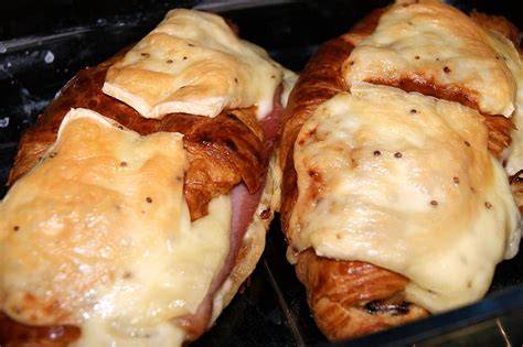 Croissants garnis