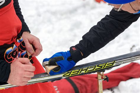 HANDY! SWIX CROSS COUNTRY WAX KIT ALL IN ONE FOR ALL SKIS ALPINE