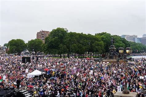 Crowd size