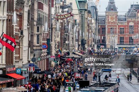 Crowded streets Amsterdam