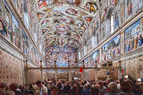 Crowds Sistine Chapel