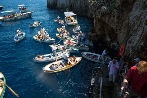 Crowds at Blue Grotto