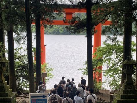 Crowds in Hakone