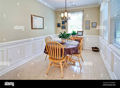 Crown Molding Dining Room