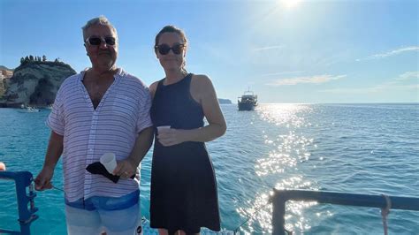 Cruising toward Capo Vaticano