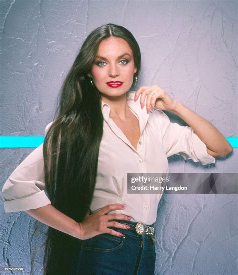Crystal Gayle Image