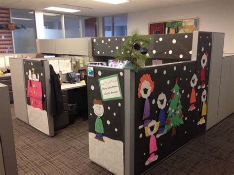 Cubicle Decoration For Christmas Images