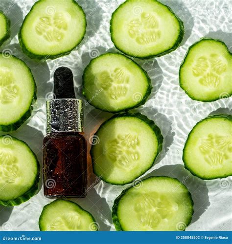 Cool as a Cucumber: Discover the Skin Benefits of Refreshing Cucumber Extract